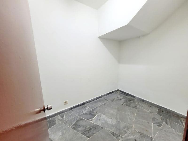 2-storey Terraced House for Sale in BANDAR PUCHONG JAYA (Puchong) - Kayden Wong - Interior - PropertyGuru.com.my
