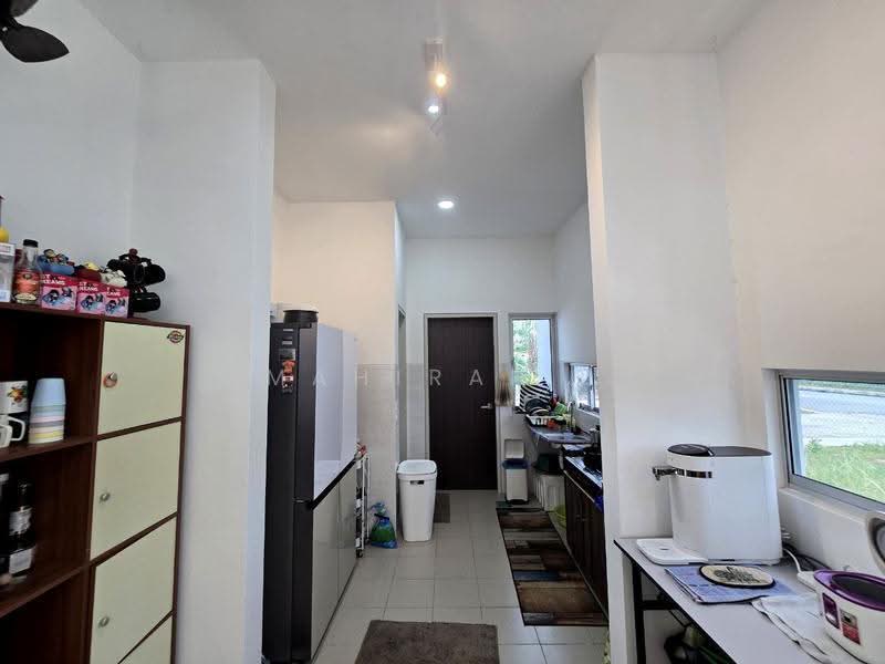 Rumah Teres 2-Tingkat untuk Dijual di Serene Heights (Semenyih) - Mahirah . - Kitchen - PropertyGuru.com.my