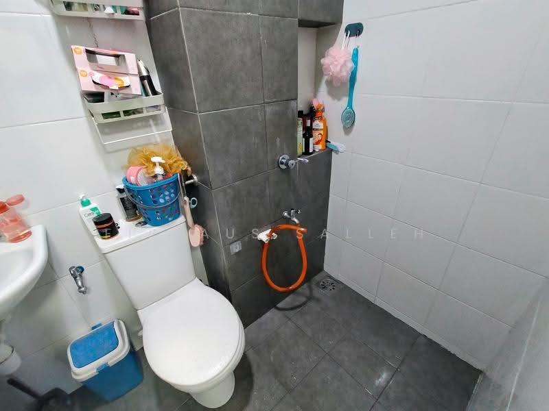 Apartment for Sale at Kiara Court - Firdaus Salleh - Bathroom - PropertyGuru.com.my