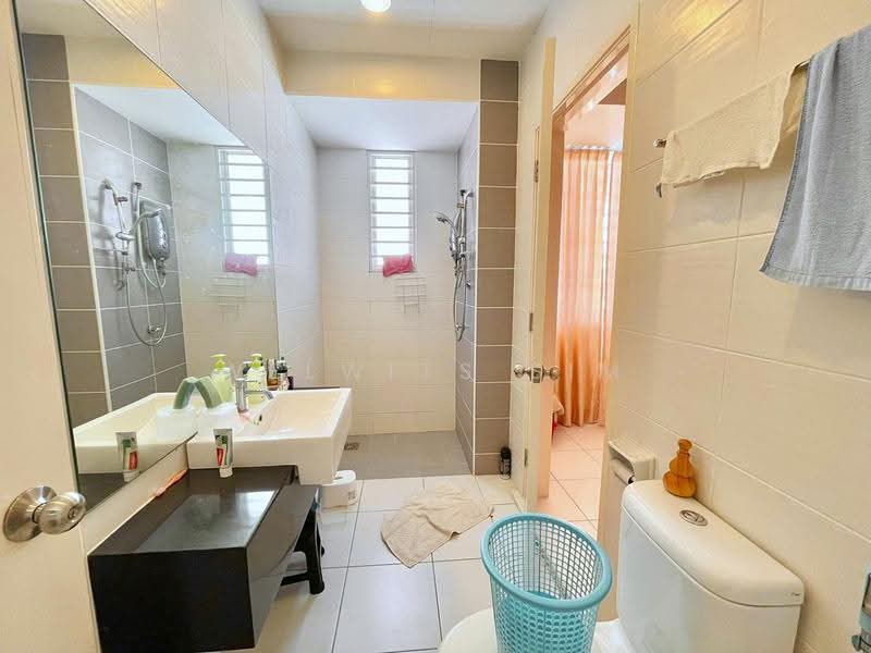 Rumah Teres 3-Tingkat untuk Dijual di Bayan Lepas (Penang) - Welwits Sim - Bathroom - PropertyGuru.com.my