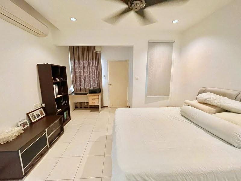 Rumah Teres 3-Tingkat untuk Dijual di Bayan Lepas (Penang) - Welwits Sim - Bedroom - PropertyGuru.com.my