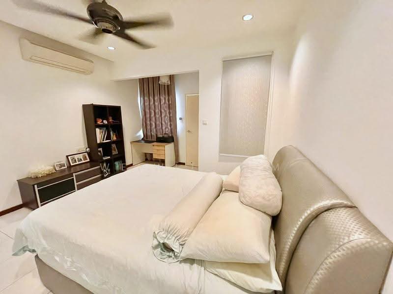 Rumah Teres 3-Tingkat untuk Dijual di Bayan Lepas (Penang) - Welwits Sim - Bedroom - PropertyGuru.com.my