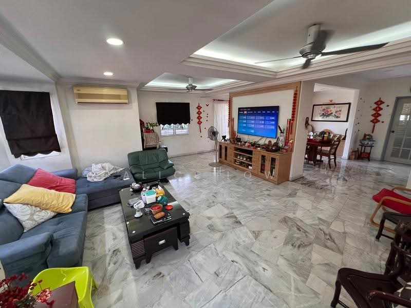 Bungalow House for Sale in Rawang (Selangor) - Alice Low - Living Room - PropertyGuru.com.my