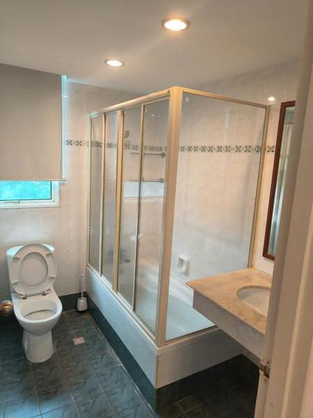 Condominium for Rent at Gurney Beach Resort - Ben Liau - Bathroom - PropertyGuru.com.my