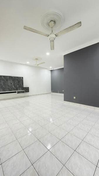 Rumah Teres 2-Tingkat untuk Dijual di Taman Mutiara Rini (Skudai) - Yuki Cheng - Living Room - PropertyGuru.com.my