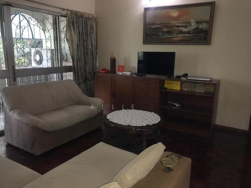 Rumah Banglo untuk Dijual di SS 3, Taman Universiti (Petaling Jaya) - Allie . - Living Room - PropertyGuru.com.my