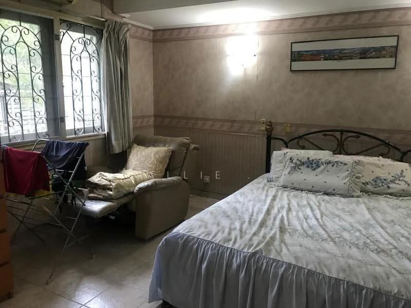 Rumah Banglo untuk Dijual di SS 3, Taman Universiti (Petaling Jaya) - Allie . - Bedroom - PropertyGuru.com.my
