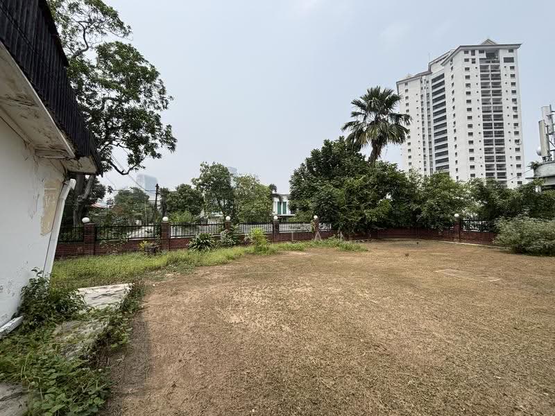 Bungalow House for Sale in Seksyen 11 (Petaling Jaya) - Ken Lai - Exterior - PropertyGuru.com.my