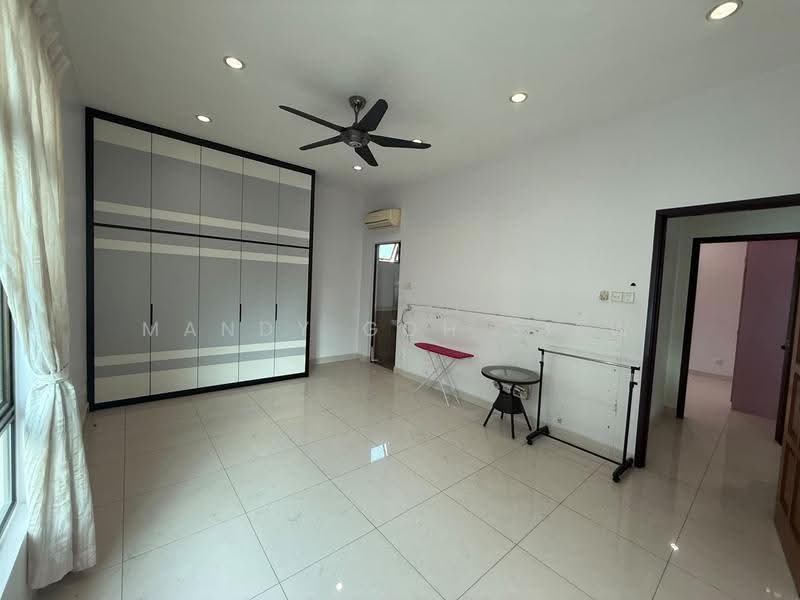 Semi-Detached House for Sale in Taman Sutera Utama (Skudai) - Mandy Goh Siew Li - Bedroom - PropertyGuru.com.my