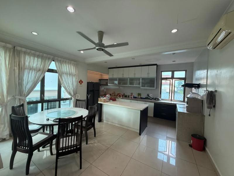 Semi-Detached House for Sale in Taman Sutera Utama (Skudai) - Mandy Goh Siew Li - Kitchen - PropertyGuru.com.my