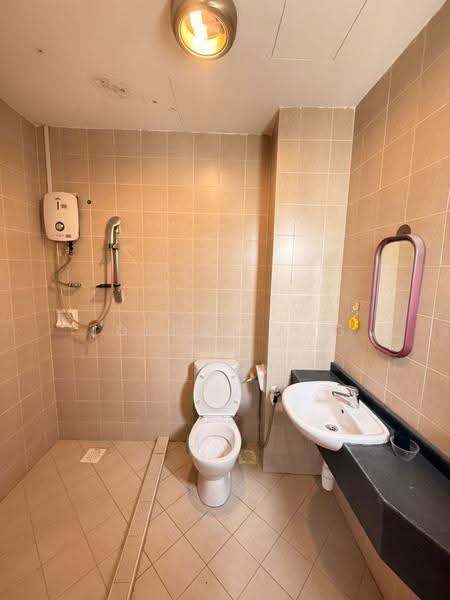 Service Residence for Rent at Waldorf Tower - joeson ang - Bathroom - PropertyGuru.com.my