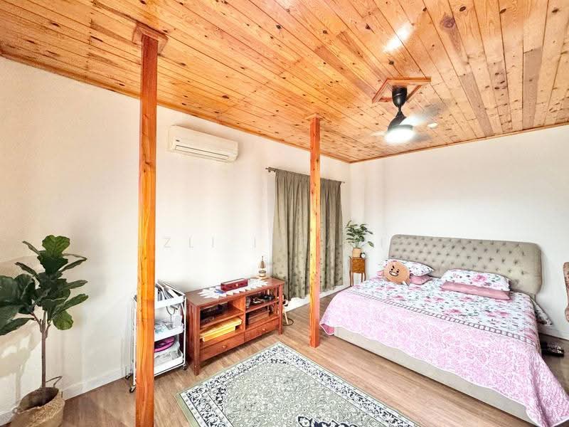 Rumah Berkembar untuk Dijual di Bandar Putra Permai (Seri Kembangan) - Azli Ibrahim - Bedroom - PropertyGuru.com.my