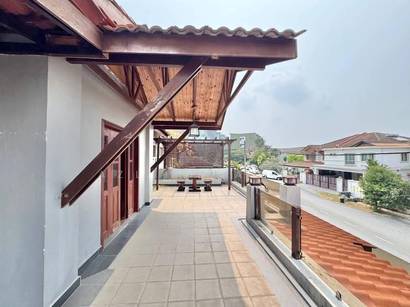 Rumah Berkembar untuk Dijual di Bandar Putra Permai (Seri Kembangan) - Azli Ibrahim - Exterior - PropertyGuru.com.my