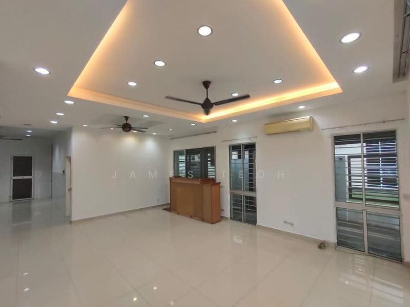 Rumah Berkembar untuk Dijual di Shah Alam (Selangor) - James Teoh - Living Room - PropertyGuru.com.my