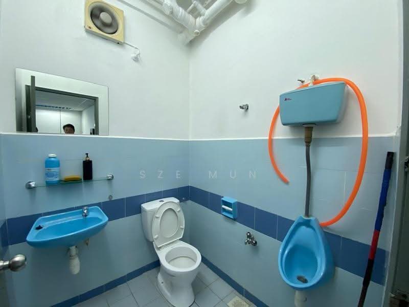 Office for Sale in Dataran Prima (Petaling Jaya) - Sze Mun - Bathroom - PropertyGuru.com.my