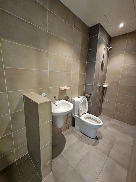 3-storey Terraced House for Sale in Bandar Bukit Puchong 2 (Puchong) - Jason Keong - Bathroom - PropertyGuru.com.my