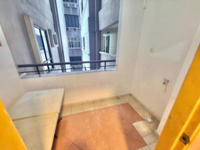 Condominium for Sale at Hartamas Regency 1 - Azli Ibrahim - Balcony - PropertyGuru.com.my
