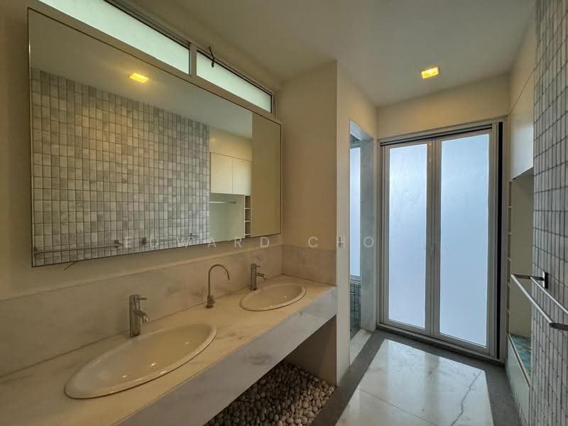 Townhouse for Rent in Taman U Thant (Ampang) - Edward Chooi - Bathroom - PropertyGuru.com.my