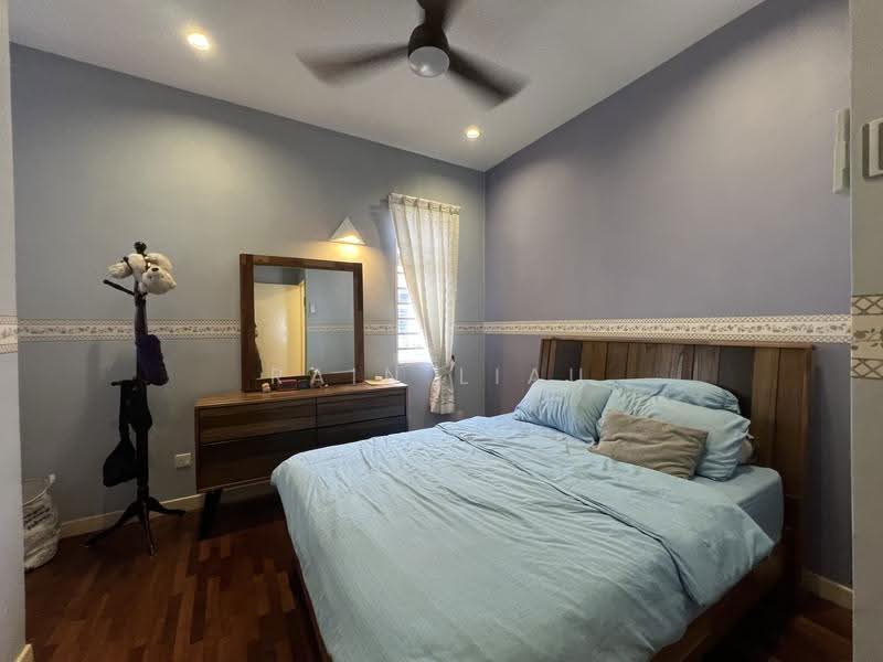 Semi-Detached House for Sale in Kemuning Utama Palma (Shah Alam) - Rain Liau - Bedroom - PropertyGuru.com.my