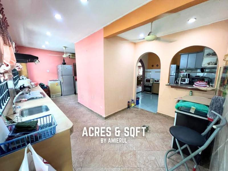 Rumah Teres 2-Tingkat untuk Dijual di Usj 11 (Subang Jaya) - Amierul Hafizie - Kitchen - PropertyGuru.com.my