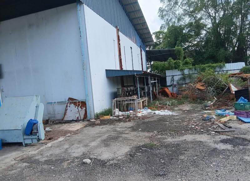 Detached Factory for Sale in Banting (Selangor) - Mahenthiran . - Exterior - PropertyGuru.com.my
