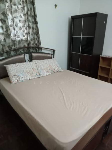 Apartment for Rent at Desa Rahmat (Graceland Villa) - Leong . - Bedroom - PropertyGuru.com.my