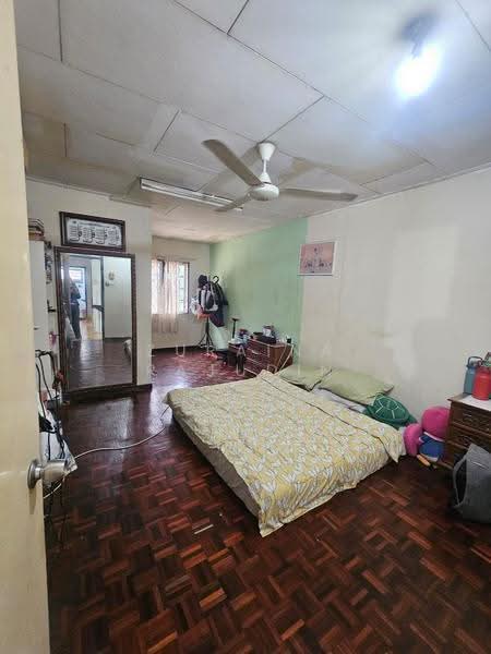 Rumah Teres 2-Tingkat untuk Dijual di Seksyen 24 (Shah Alam) - Zuraina Rajudin - Bedroom - PropertyGuru.com.my