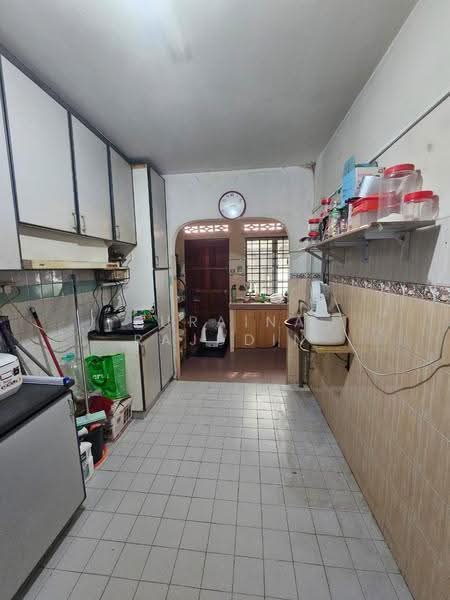 Rumah Teres 2-Tingkat untuk Dijual di Seksyen 24 (Shah Alam) - Zuraina Rajudin - Kitchen - PropertyGuru.com.my