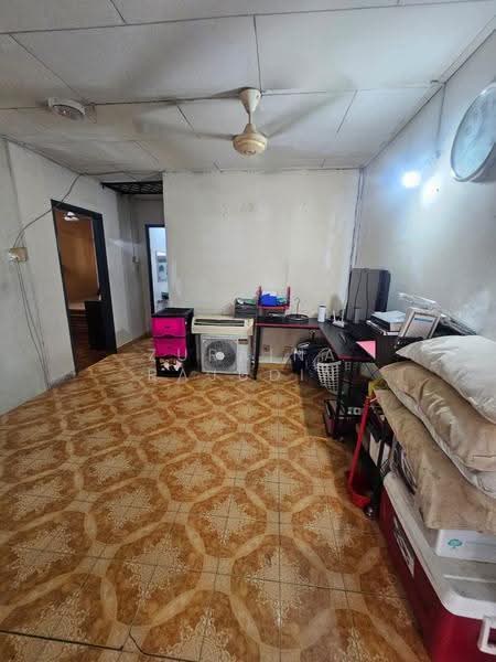 Rumah Teres 2-Tingkat untuk Dijual di Seksyen 24 (Shah Alam) - Zuraina Rajudin - Interior - PropertyGuru.com.my