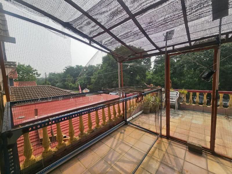 Rumah Teres 2-Tingkat untuk Dijual di Seksyen 24 (Shah Alam) - Zuraina Rajudin - Balcony - PropertyGuru.com.my