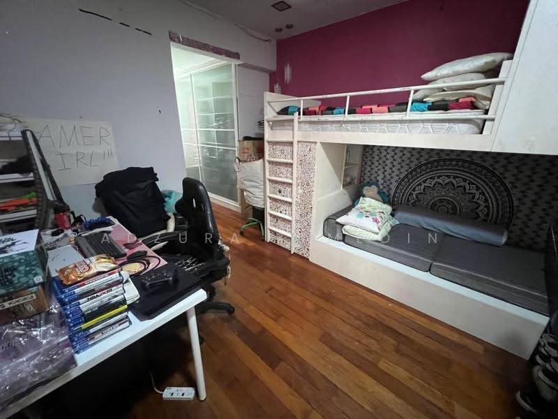 Rumah Berkembar untuk Dijual di Tropicana (Petaling Jaya) - Adzura Zamedin - Bedroom - PropertyGuru.com.my