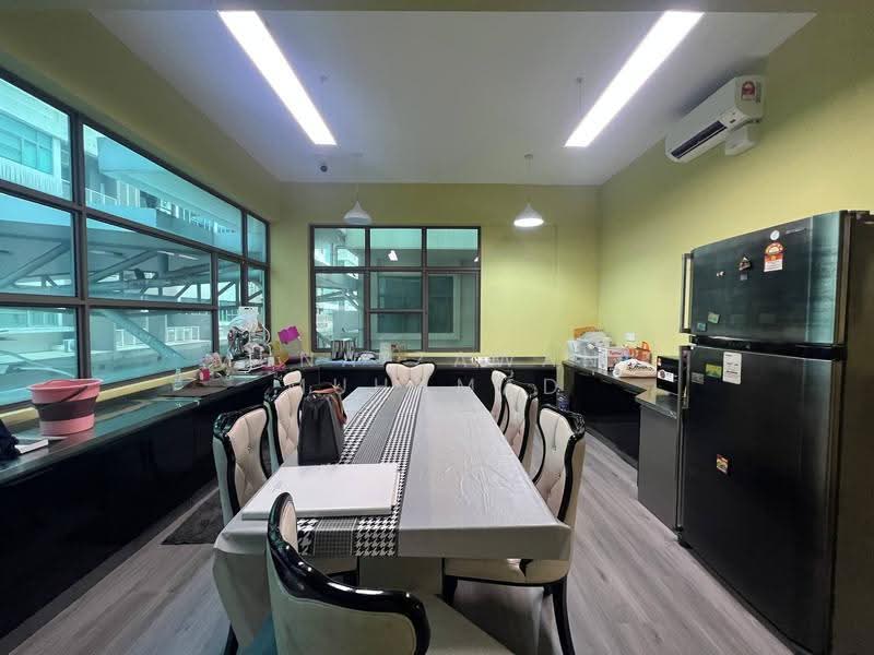 Office for Rent in Cyberjaya (Selangor) - Muna Zawani Muhamad - Dining Room - PropertyGuru.com.my