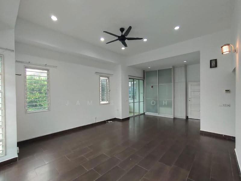 Rumah Berkembar untuk Dijual di Shah Alam (Selangor) - James Teoh - Living Room - PropertyGuru.com.my