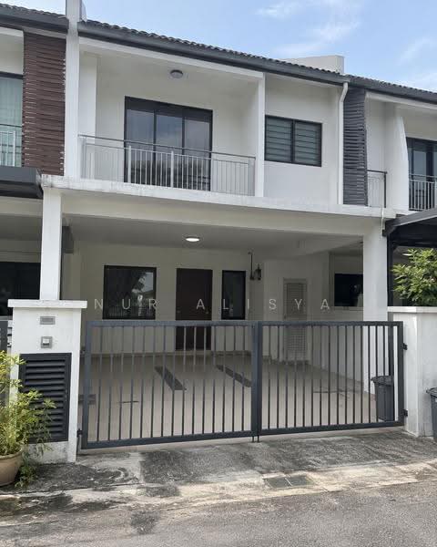 Cluster House for Rent in Hulu Langat (Selangor) - Nur Alisya - Exterior - PropertyGuru.com.my