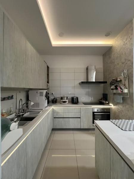Condominium for Rent at Marinox Sky Villas - Ivy Yeoh - Kitchen - PropertyGuru.com.my