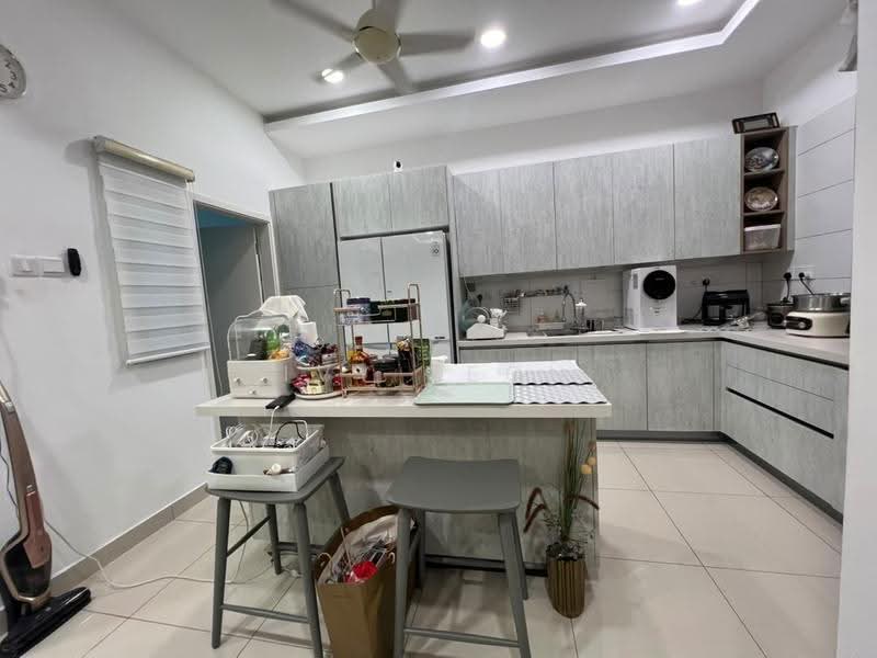 Condominium for Rent at Marinox Sky Villas - Ivy Yeoh - Kitchen - PropertyGuru.com.my
