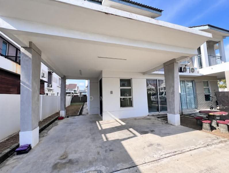 Rumah Berkembar untuk Dijual di Shah Alam (Selangor) - Tom Yip - Exterior - PropertyGuru.com.my
