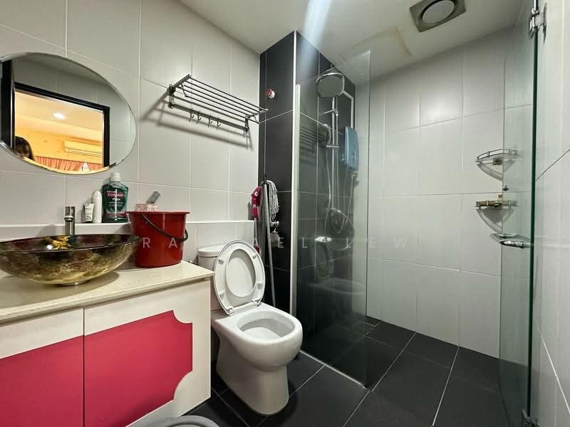 Kediaman Servis untuk Dijual di The Garden Residences - Rachael Lew - Bathroom - PropertyGuru.com.my