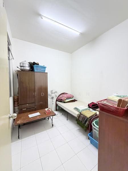 1.5-storey Terraced House for Sale in Taman Setia Indah (Tebrau) - Iden Tan - Bedroom - PropertyGuru.com.my
