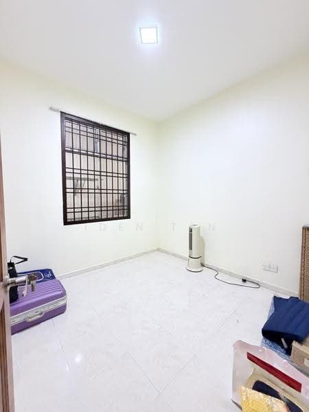 Rumah Teres 1-Tingkat untuk Dijual di Taman Setia Indah (Tebrau) - Iden Tan - Interior - PropertyGuru.com.my