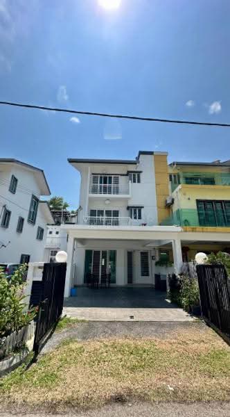 2.5-storey Terraced House for Sale in Taman Seri Minang (Cheras) - Yumiko Kew - Exterior - PropertyGuru.com.my