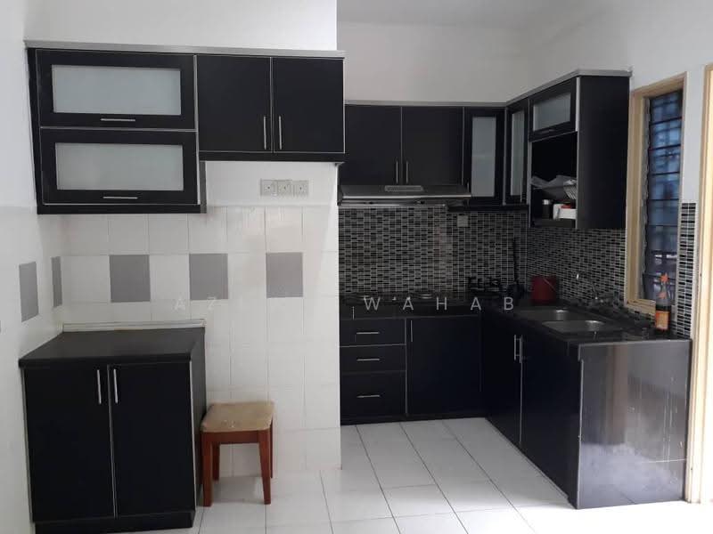 Townhouse for Sale in Rawang (Selangor) - Azean Wahab - Kitchen - PropertyGuru.com.my