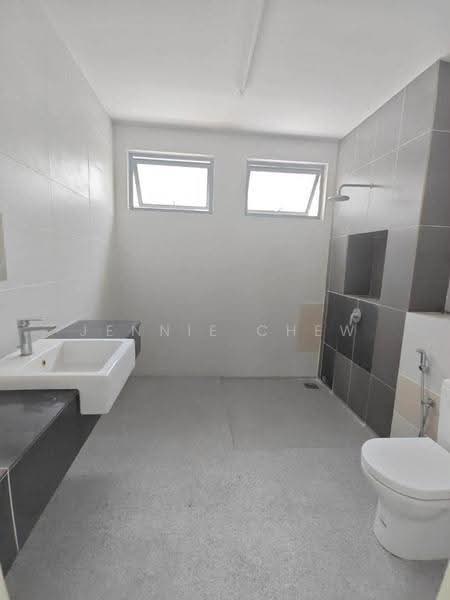 3-storey Terraced House for Sale in Setia Utama (Setia Alam) - Jennie Chew - PropertyGuru.com.my