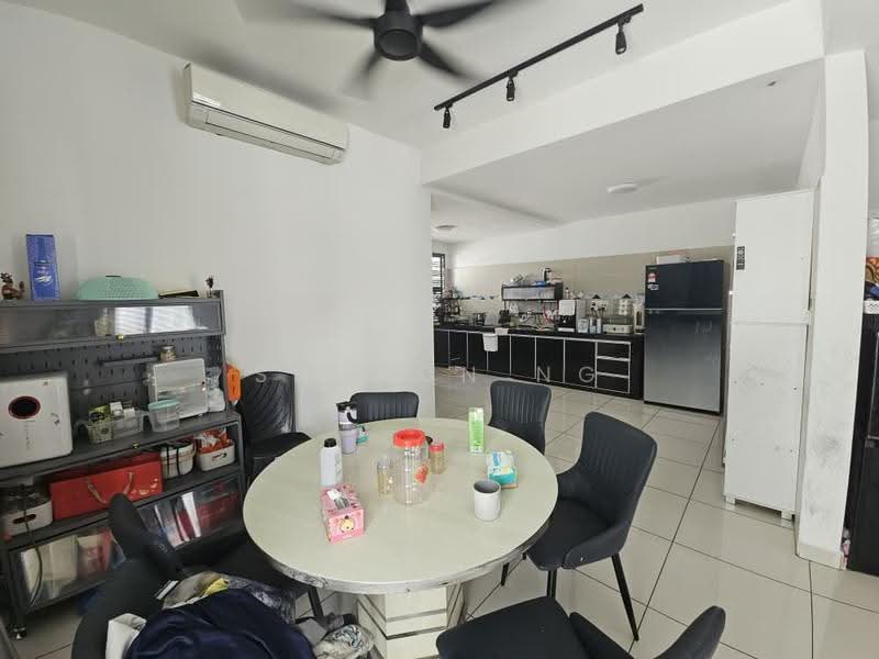 2-storey Terraced House for Sale in Bandar Dato Onn (Tebrau) - Sharon Ng - Dining Room - PropertyGuru.com.my