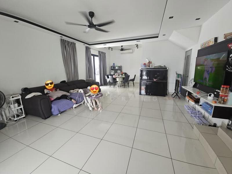 2-storey Terraced House for Sale in Bandar Dato Onn (Tebrau) - Sharon Ng - Living Room - PropertyGuru.com.my