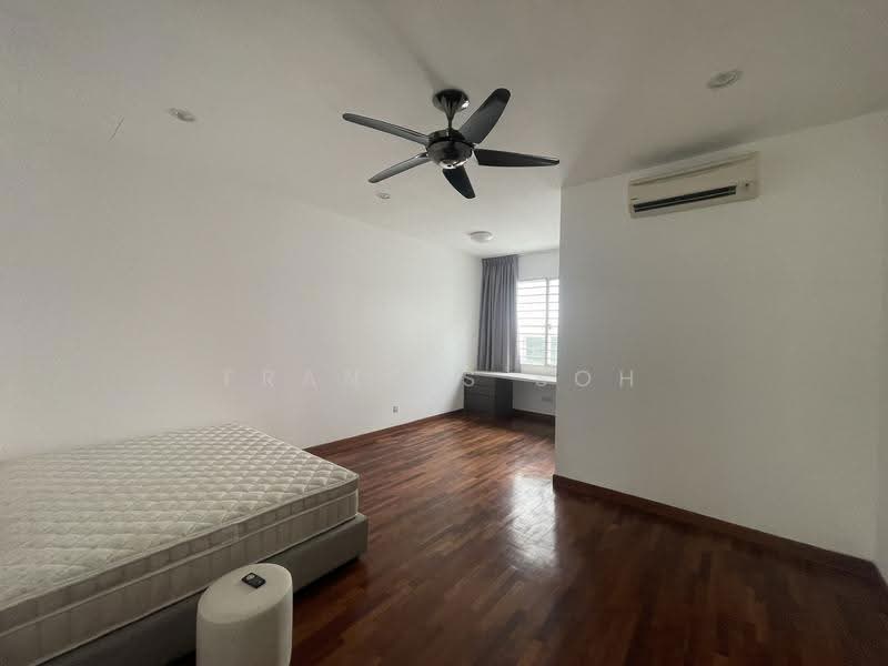 Rumah Berkembar untuk Dijual di Taman Damai Utama (Bandar Kinrara) - Francis Soh - Bedroom - PropertyGuru.com.my