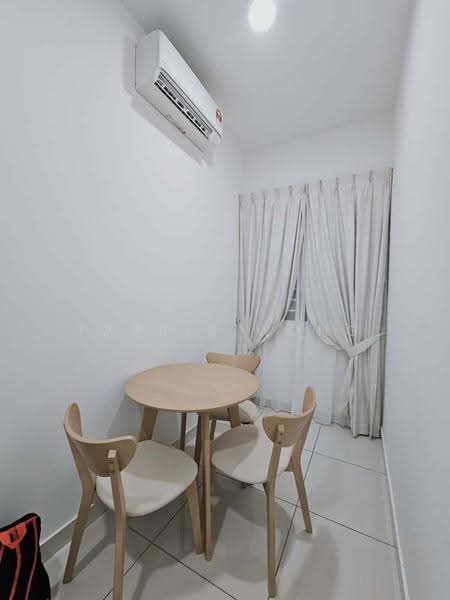 Kediaman Servis untuk Disewa di EDUSENTRAL - Tabris Wong - Dining Room - PropertyGuru.com.my