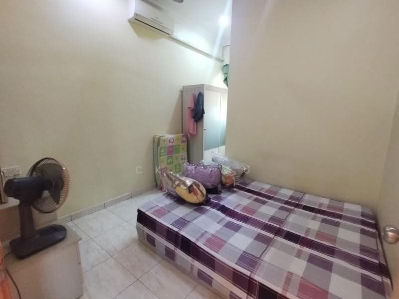 2-storey Terraced House for Sale in Kampar (Perak) - Ck Nyau - Bedroom - PropertyGuru.com.my