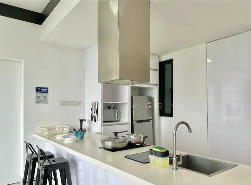 Service Residence for Sale at Southkey Mosaic - Huily Woon - Kitchen - PropertyGuru.com.my