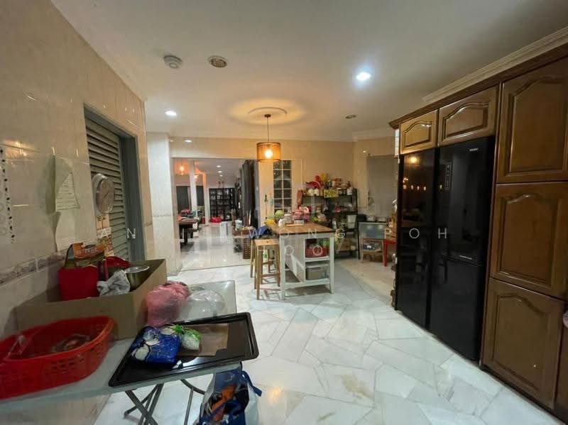 Rumah Teres 2-Tingkat untuk Dijual di Taman Maluri (Cheras) - Angie Wong - Kitchen - PropertyGuru.com.my